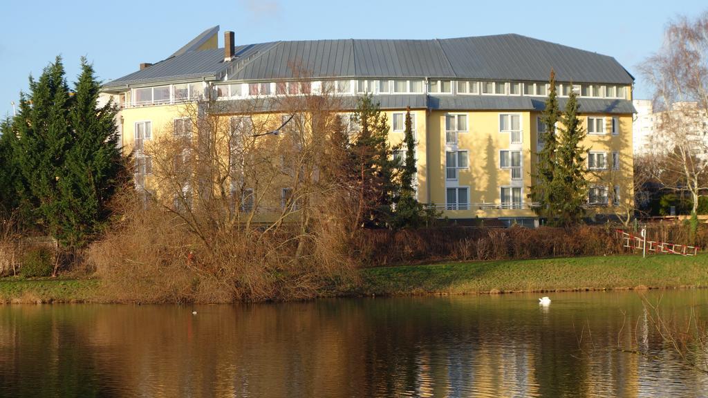 Hotel Rheinsberg Am See Berlin Exterior foto
